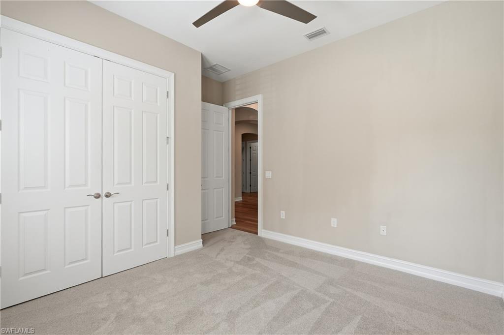 10240 Avonleigh DR photo 35