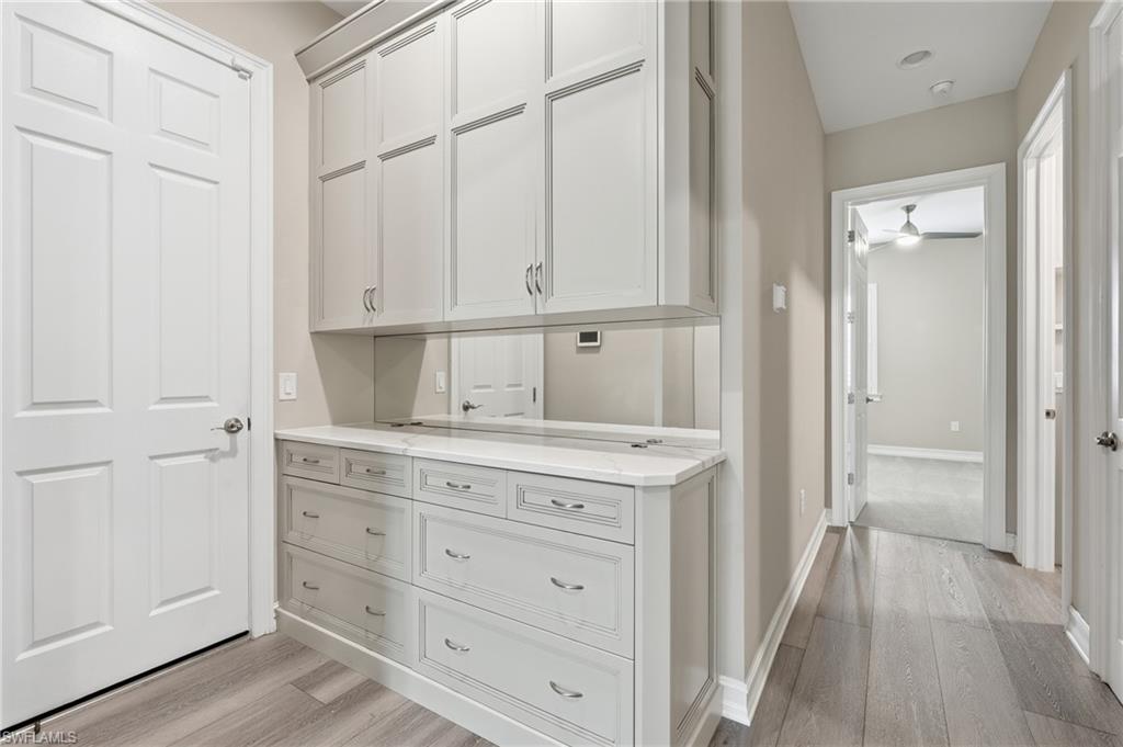 10240 Avonleigh DR photo 33