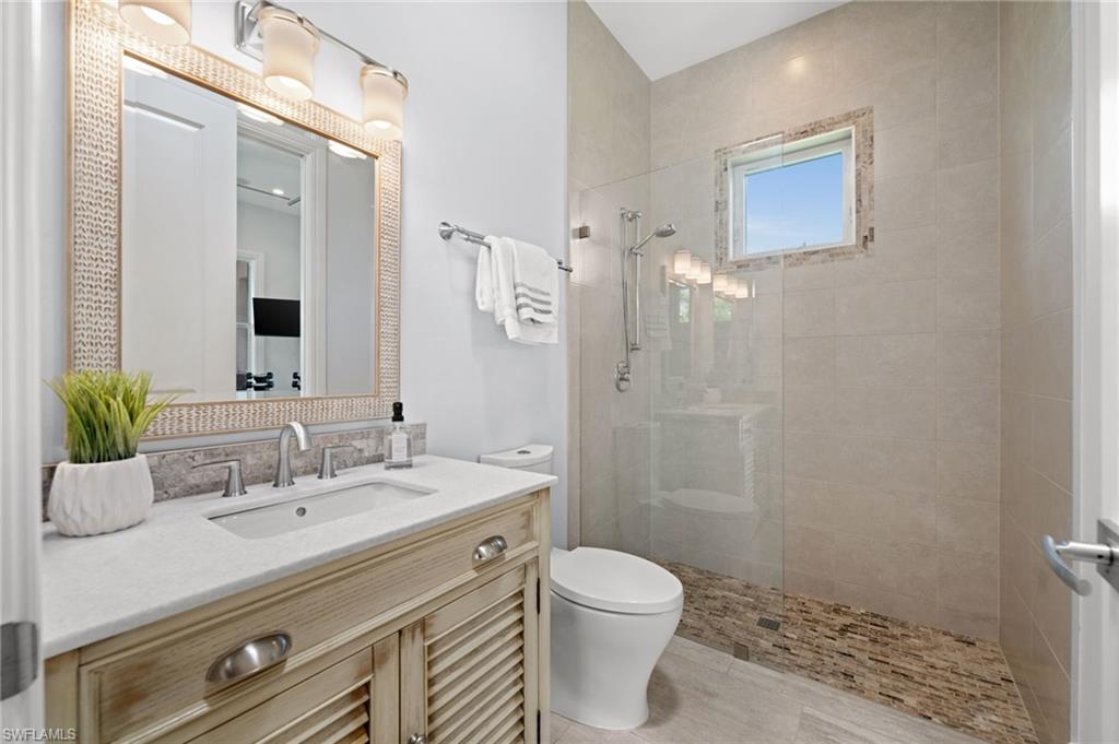 Guest bath (3rd full bath)