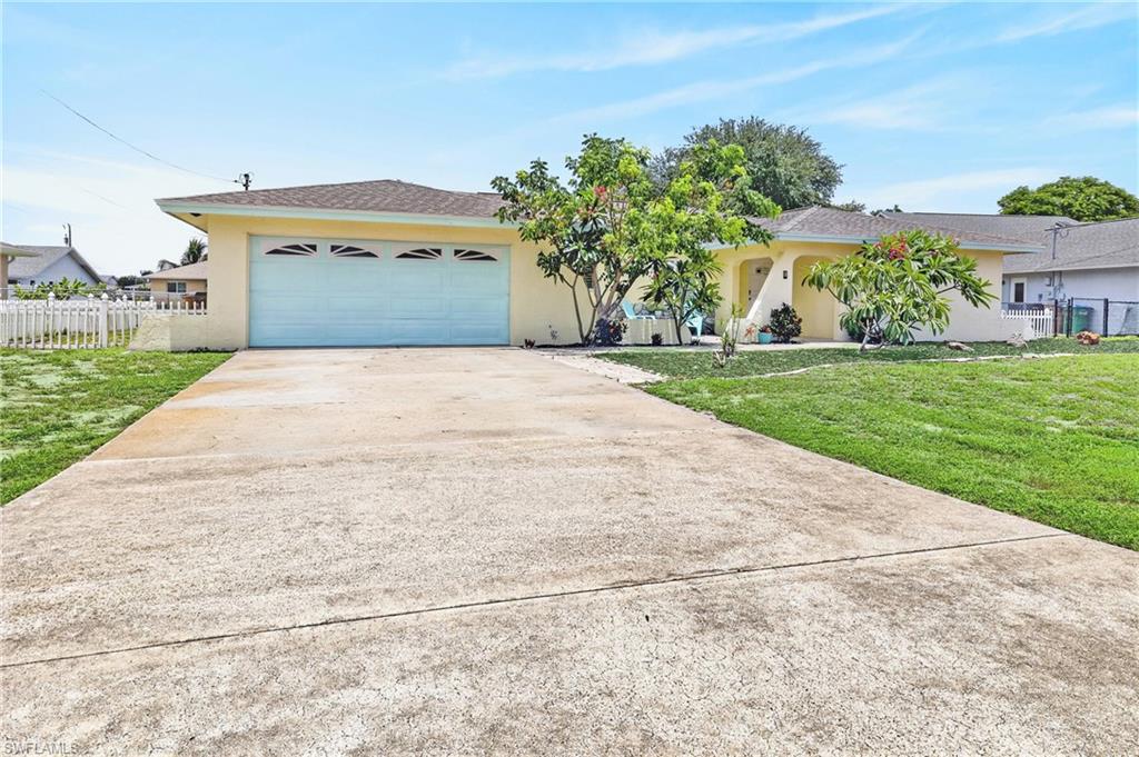 3937 SE 9th CT