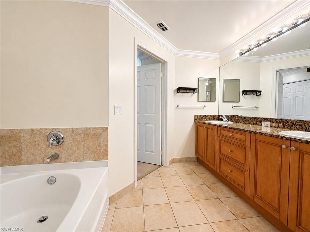 10101 Villagio Palms WAY 206 photo 11