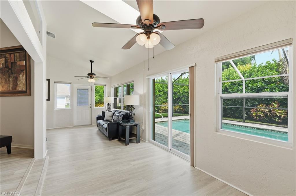 8185 Breton CIR photo 12