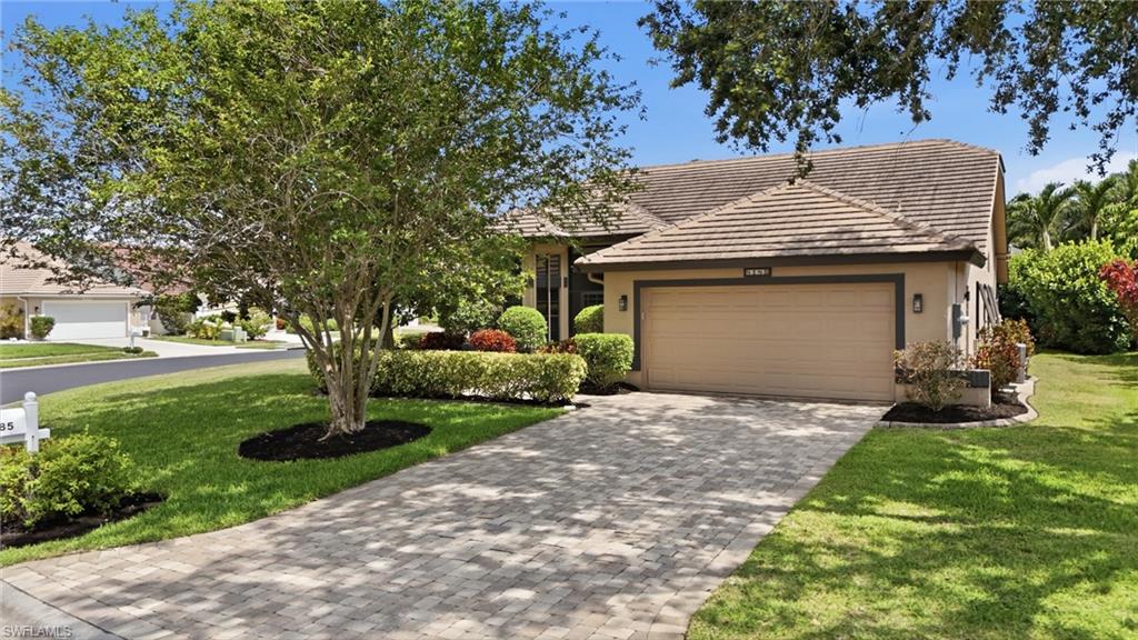 8185 Breton CIR photo 33