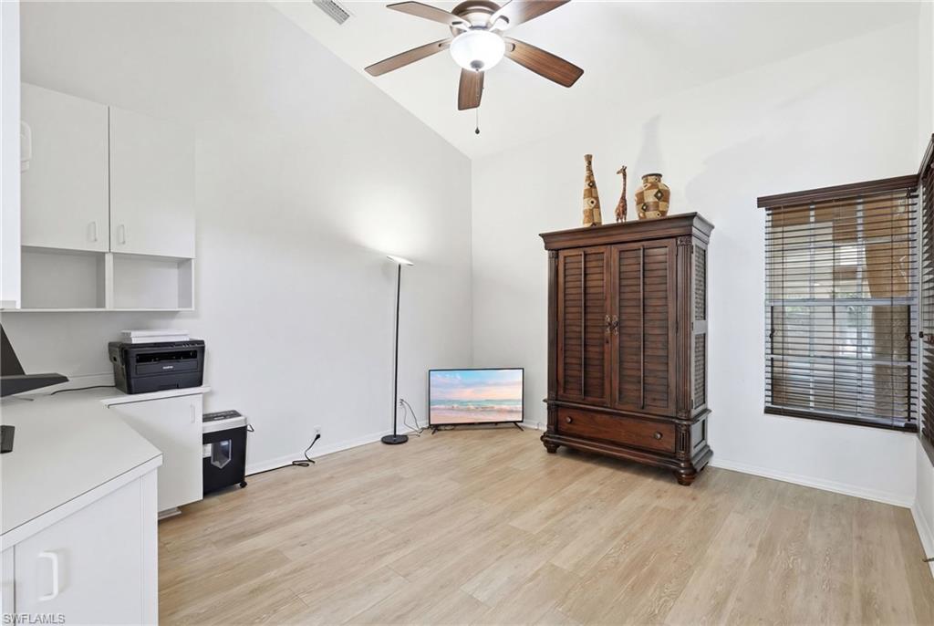 8185 Breton CIR photo 18