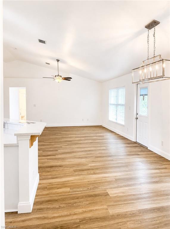 307 NW 4th ST