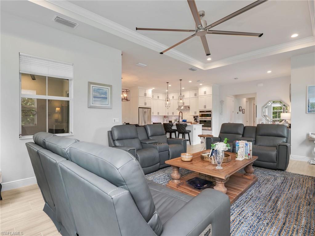 8958 Saint Lucia DR photo 14