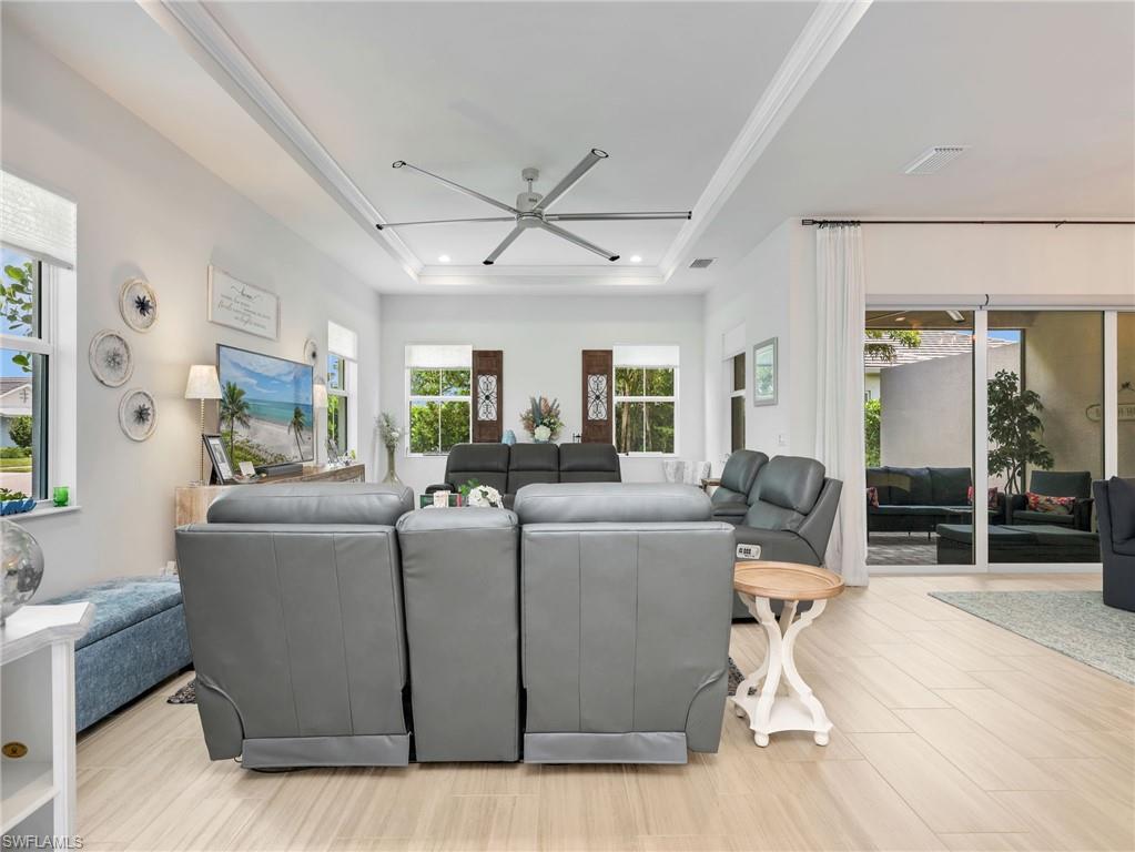 8958 Saint Lucia DR photo 11