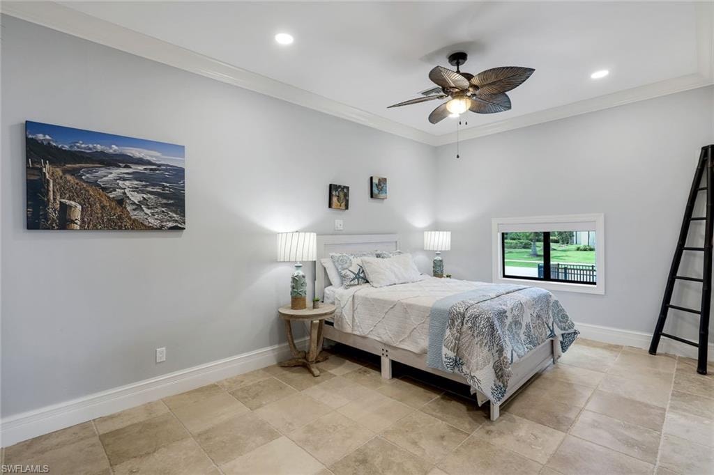 Guest bedroom 1 - on first level