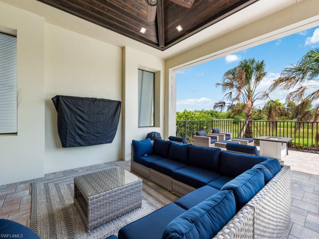 View of patio / terrace with outdoor lounge area
