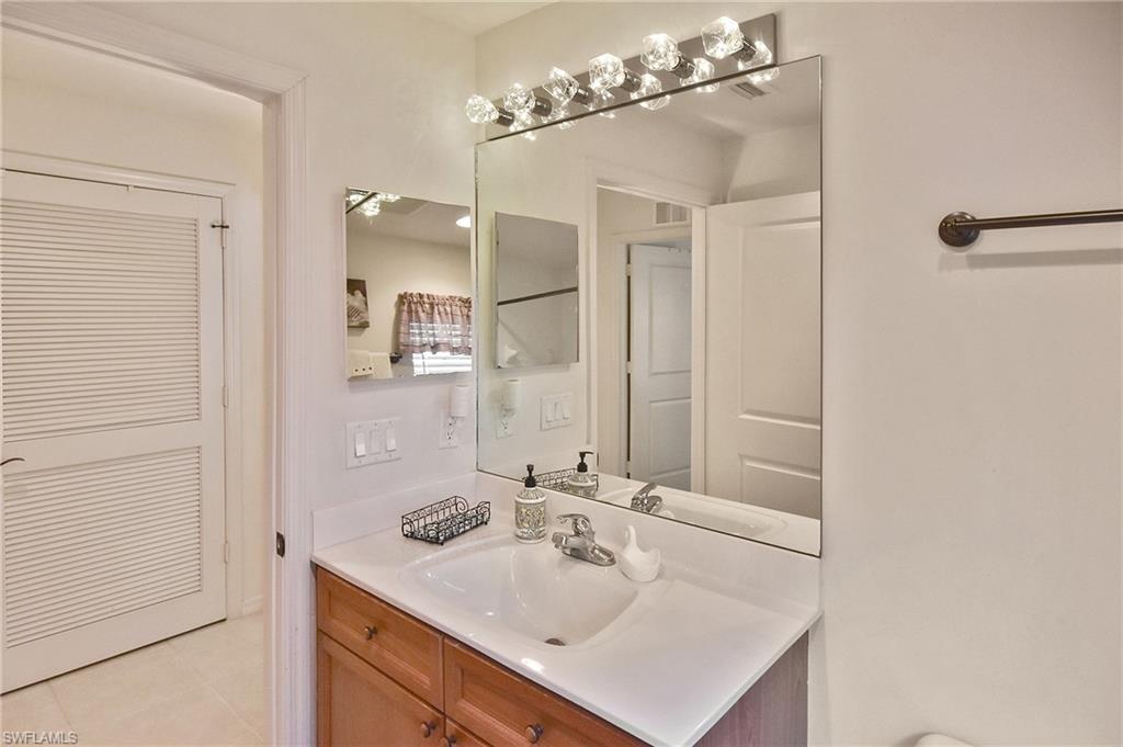 10021 Lake Cove DR 101 photo 18