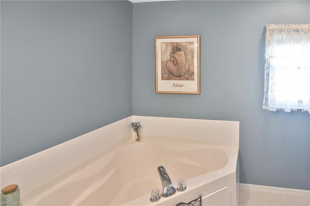 10021 Lake Cove DR 101 photo 13