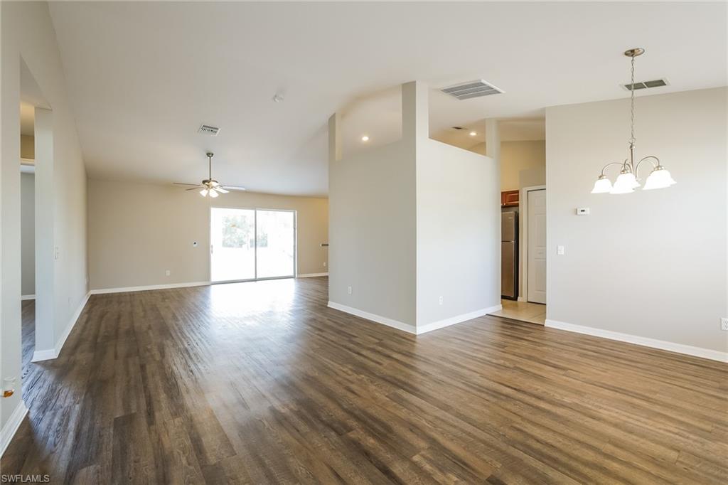3201 42nd ST SW