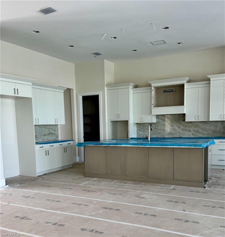 25546 Crystal Shore DR