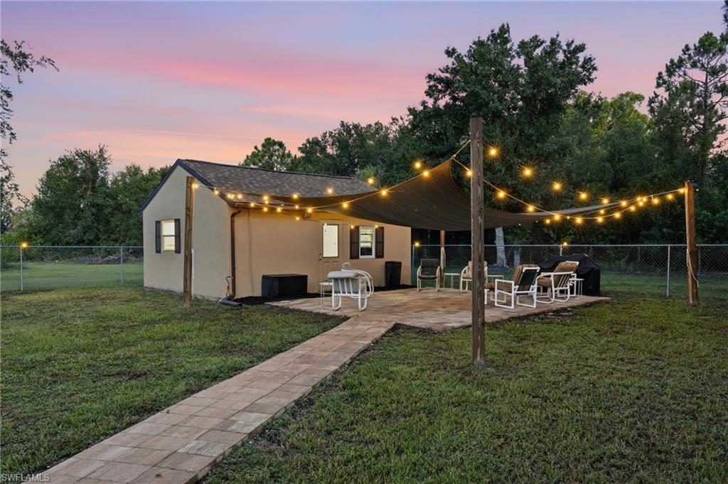 She Shed/Man Cave