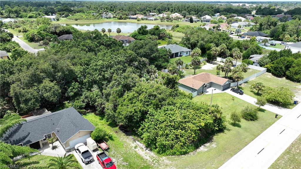 856 Sentinela BLVD