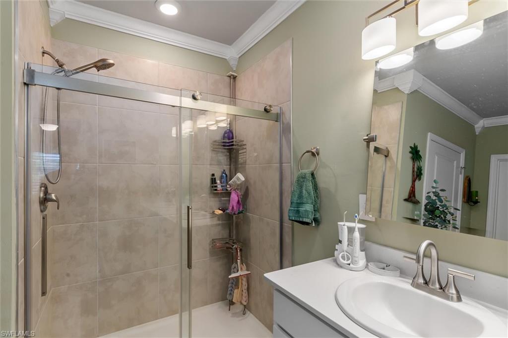 25266 Estrada CIR photo 17