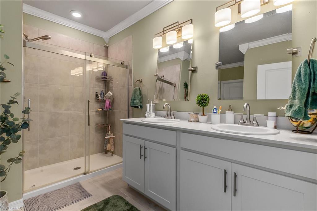 25266 Estrada CIR photo 16