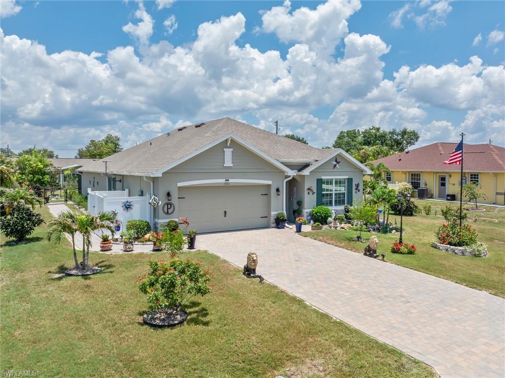 25266 Estrada CIR photo 34