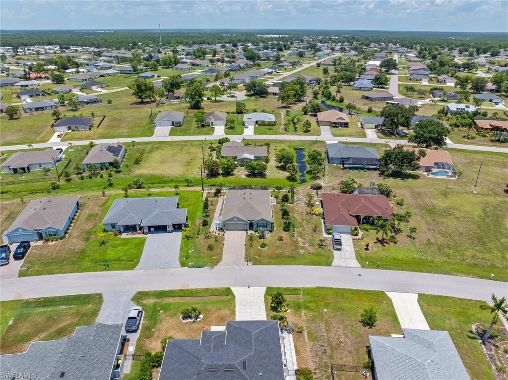 25266 Estrada CIR photo 37