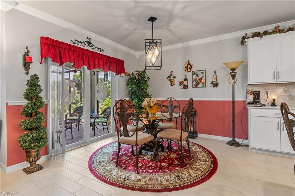 25266 Estrada CIR photo 8