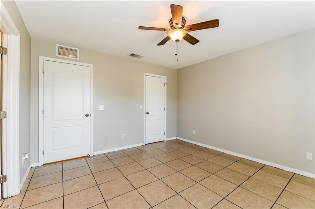 5545 Beck ST photo 7