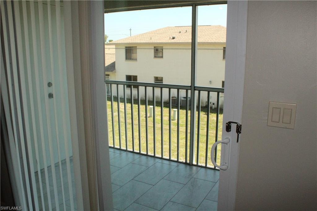 1110 SW 47th TER 205 photo 7
