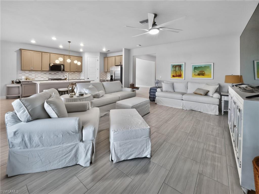 44549 Frontier DR photo 9