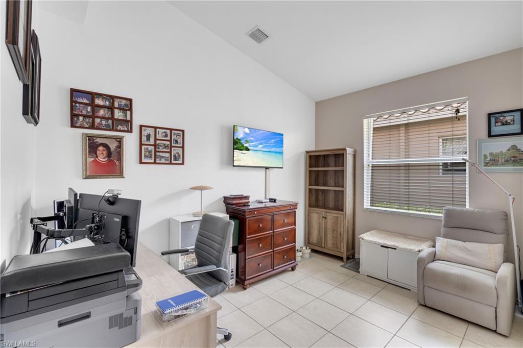 9044 Springview LOOP photo 16