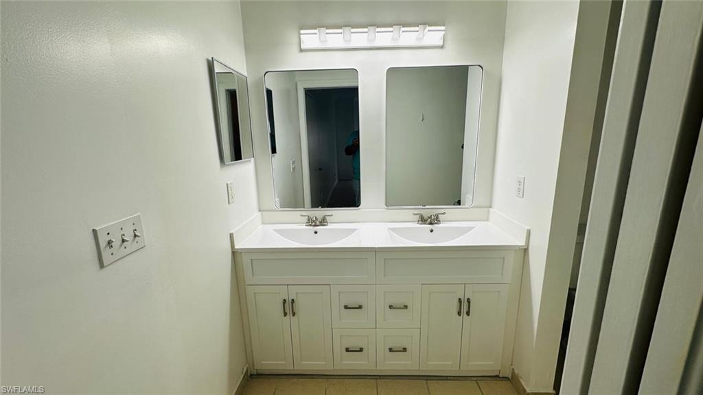 8484 Bernwood Cove LOOP 1301 photo 11