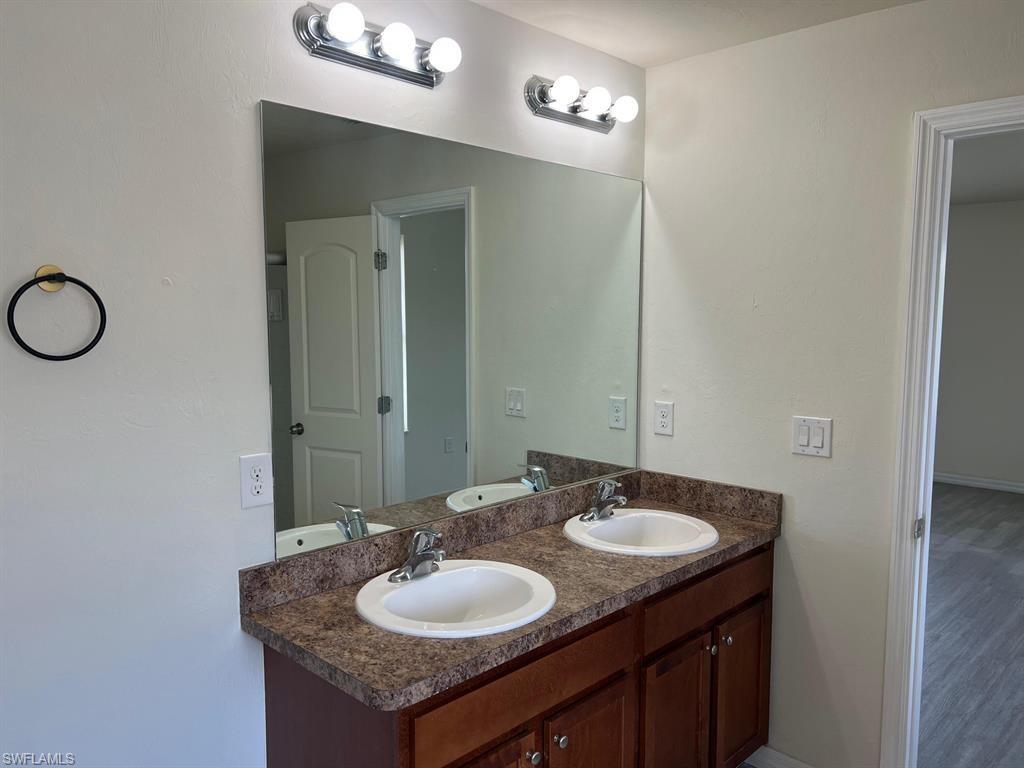 10329 Canal Brook LN photo 7