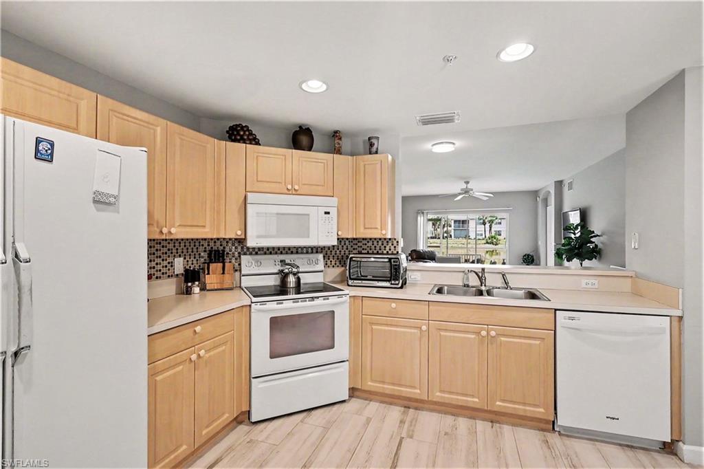 3031 Horizon LN 2303 photo 9
