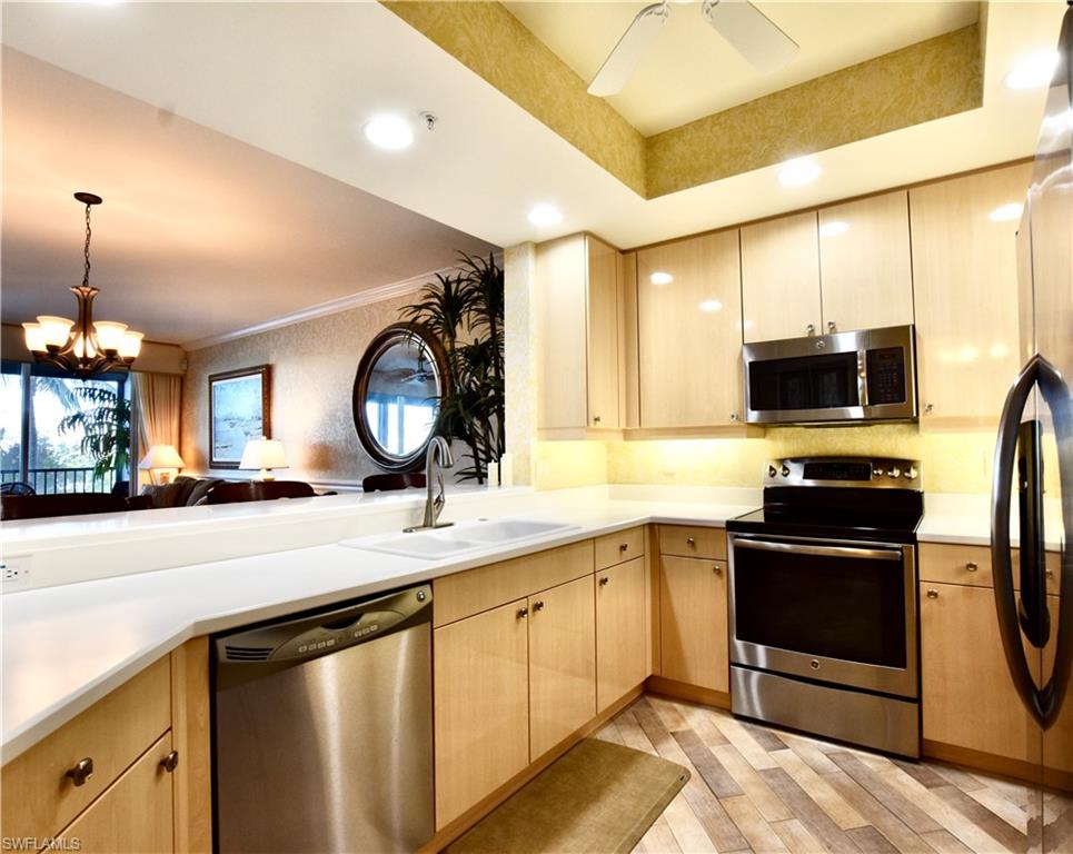 430 Cove Tower DR 302 photo 29