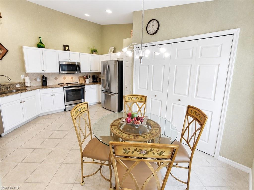 10125 Colonial Country Club BLVD 1708 photo 9