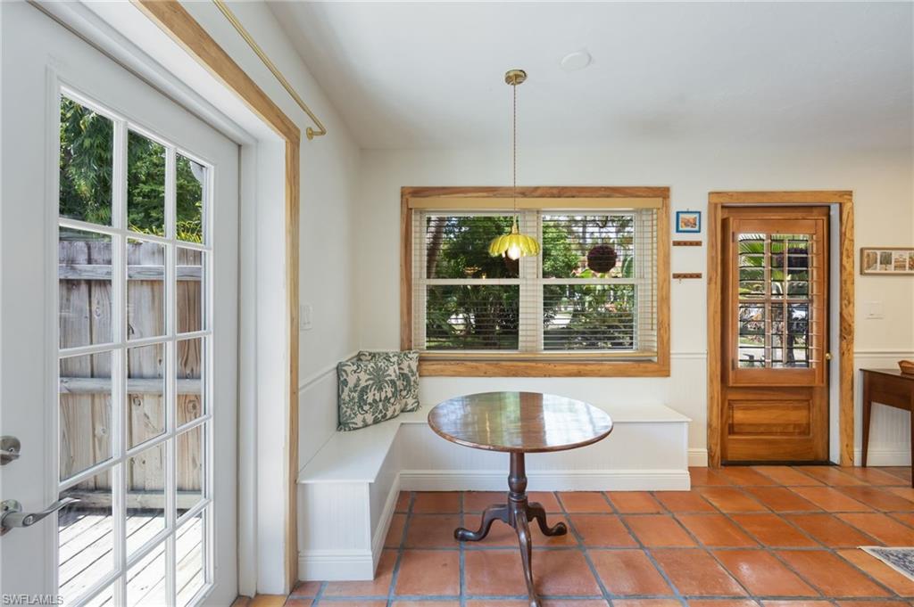1248 Frank Whiteman BLVD photo 7