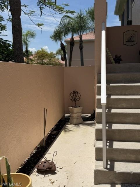 628 Woodshire LN G12 photo 14