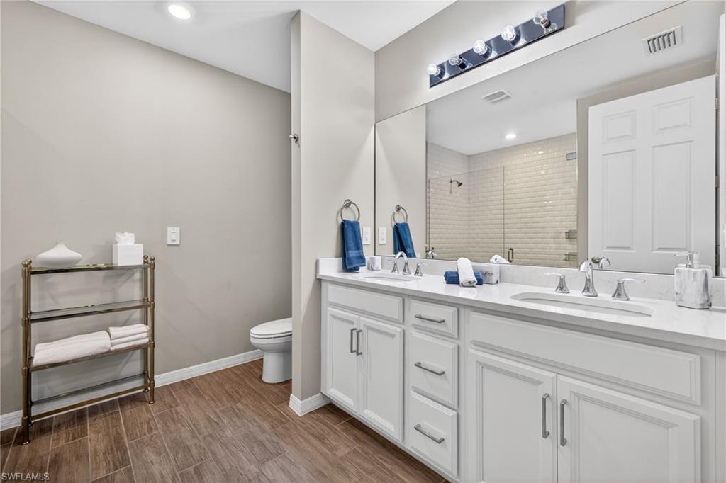 14567 Edgewater CIR photo 19