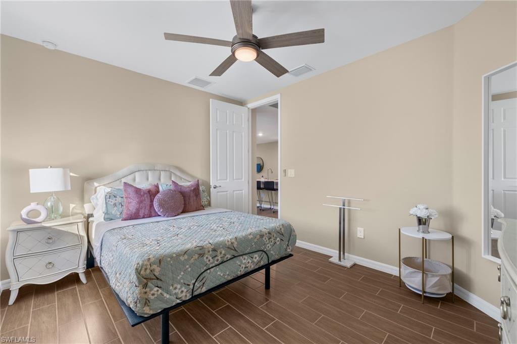14644 Edgewater CIR photo 18