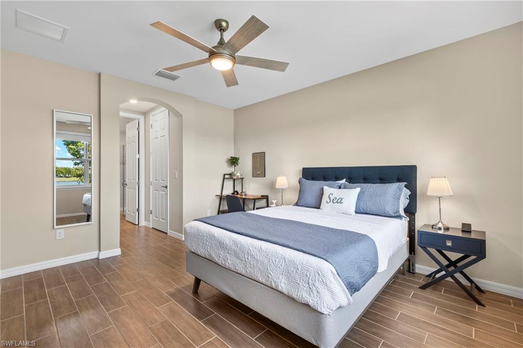 14644 Edgewater CIR photo 15
