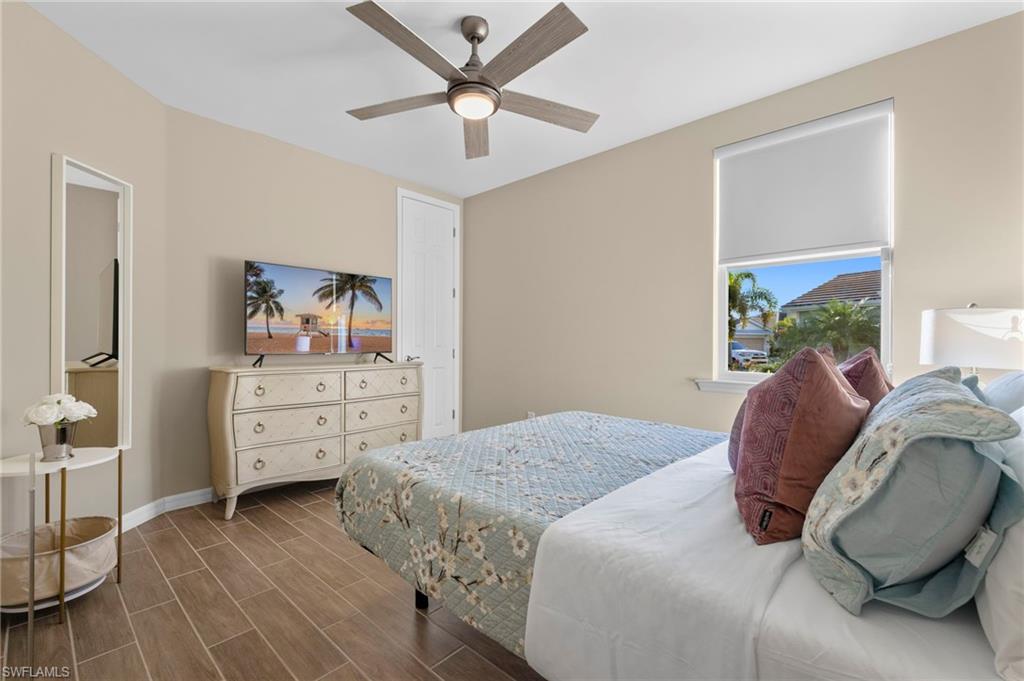 14644 Edgewater CIR photo 19