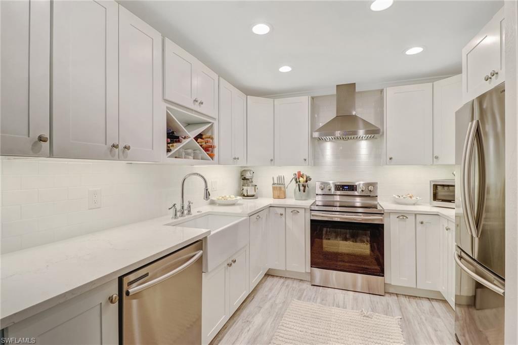 3180 Seasons WAY 909 photo 12