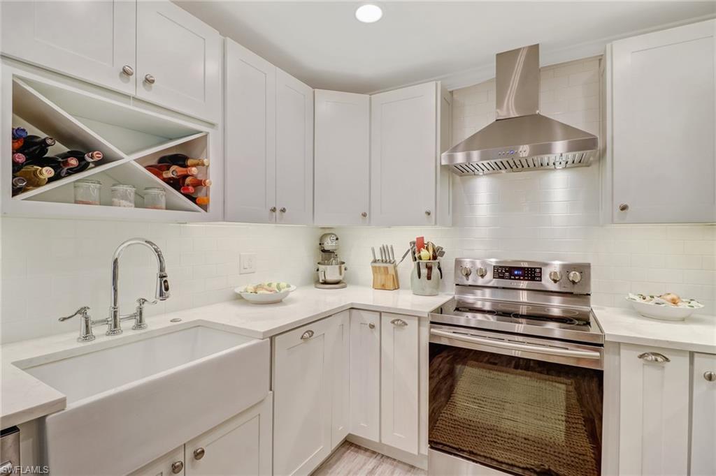 3180 Seasons WAY 909 photo 14