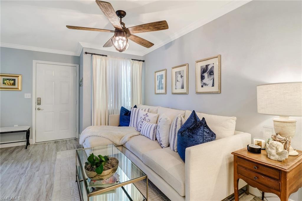 3180 Seasons WAY 909 photo 11