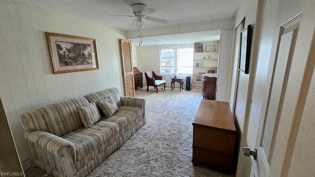 537 Charlemagne BLVD photo 10