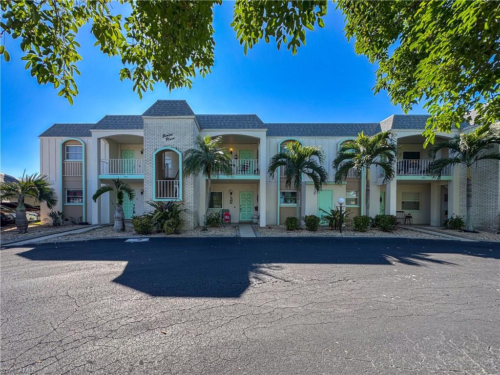 304 Tudor DR 7