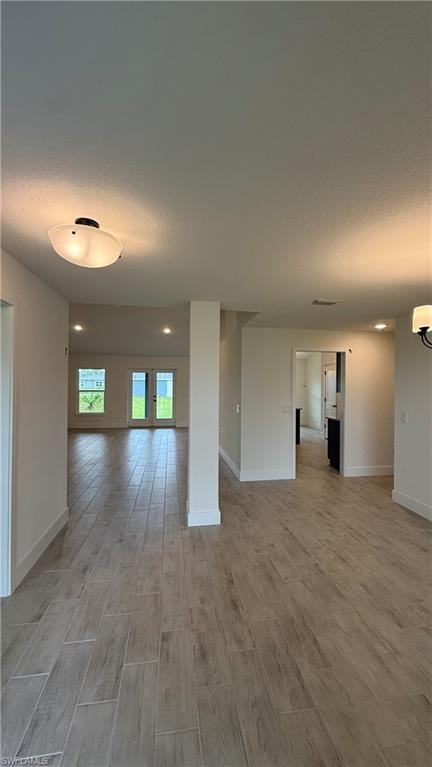 563 Windermere DR