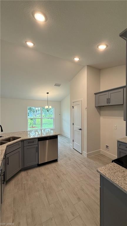 563 Windermere DR photo 15