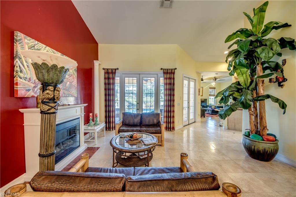 2932 NW 18th TER