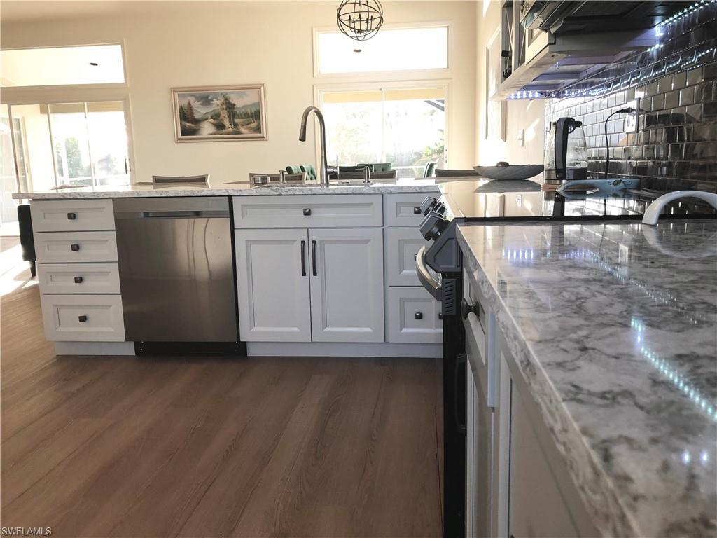 816 Belville BLVD photo 12