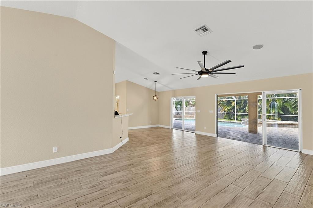 1927 Savona PKWY W photo 12