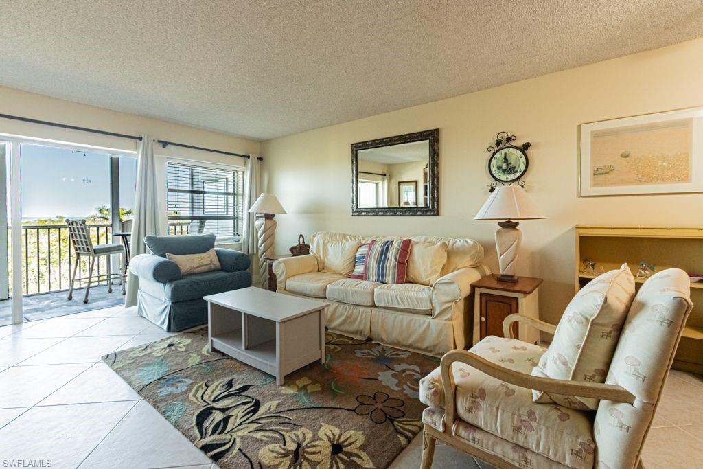1 Bluebill AVE 511 photo 11